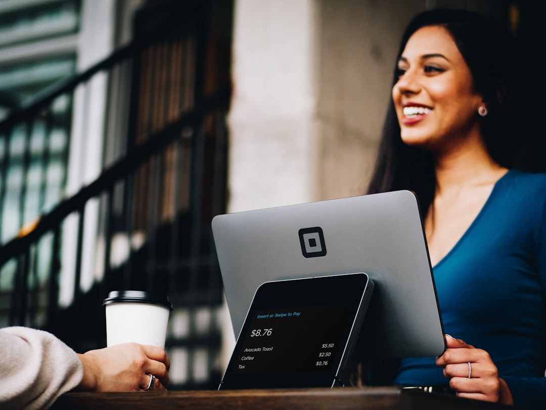 Benefits of Outsourcing Your Payroll Service